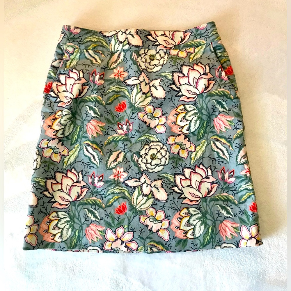 Ann Taylor LOFT Floral Pattern Skirt Petite Size OP